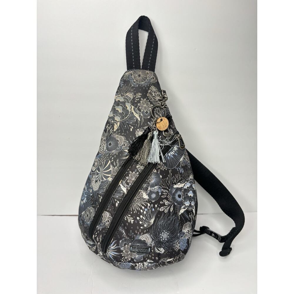 Sakroots 'On The Go' Sling Backpack Crossbody Midnight Seascape Sea Turtle - Picture 7 of 15